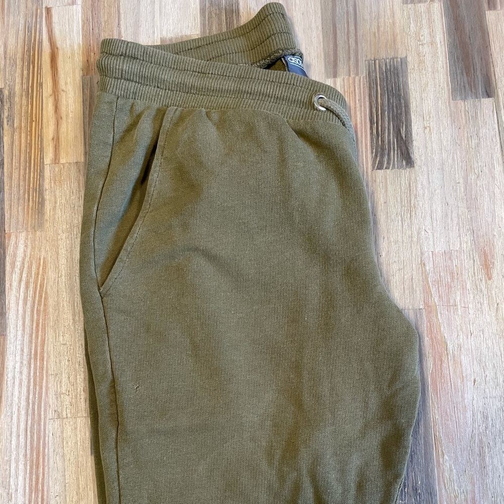 Olive H&M skinny sweatpants, size small
